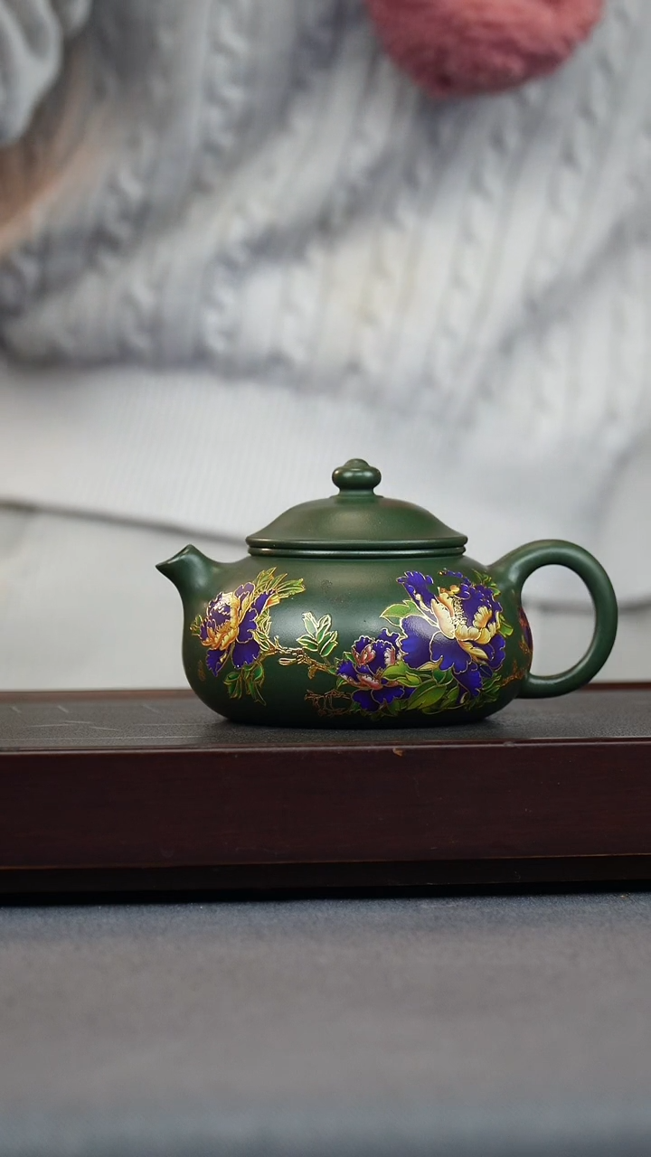 【闪购商品】紫砂茶壶民国绿 牡丹 寒江