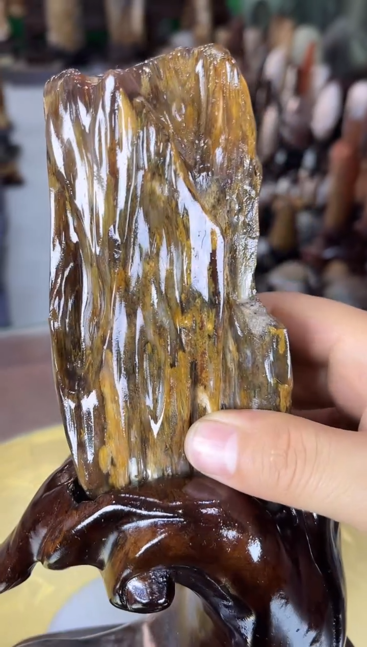 缅甸天然树化玉摆件