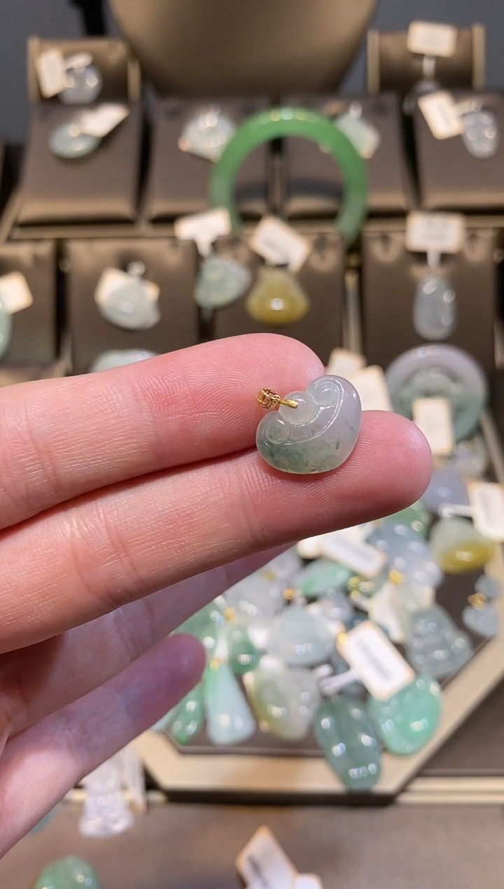 【闪购商品】翡翠颈饰18K金镶嵌纯天然A货翡翠一件