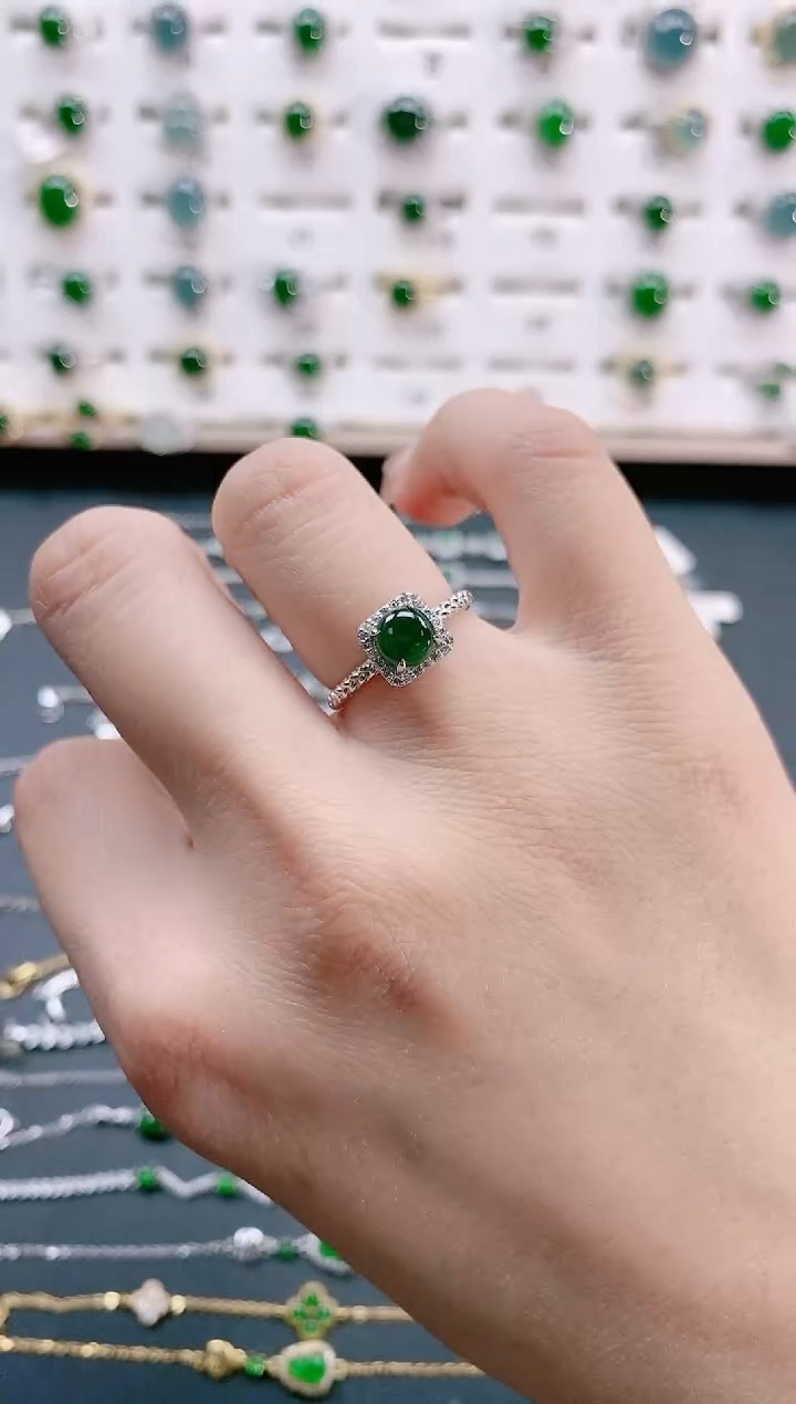 【闪购商品】翡翠戒指银S925镶嵌天然翡翠