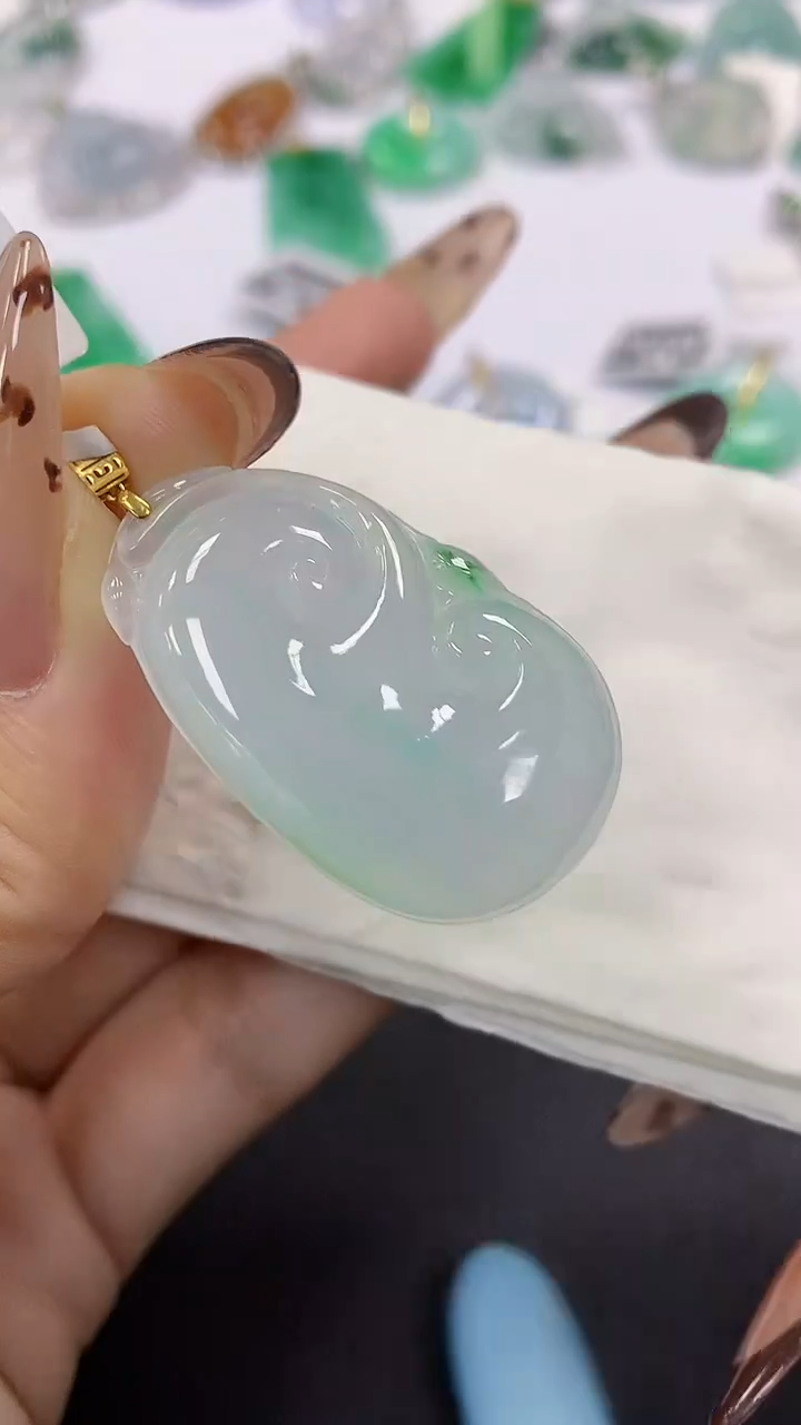 颈饰18K金镶嵌翡翠a货假一赔三支持复检百元上9元证书费自理