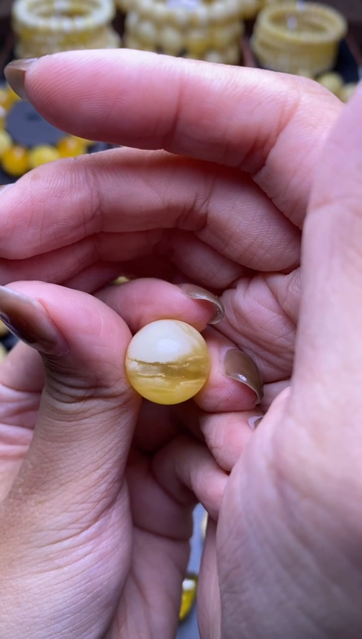 【闪购商品】琥珀裸石未镶嵌大小姐珠宝严选96