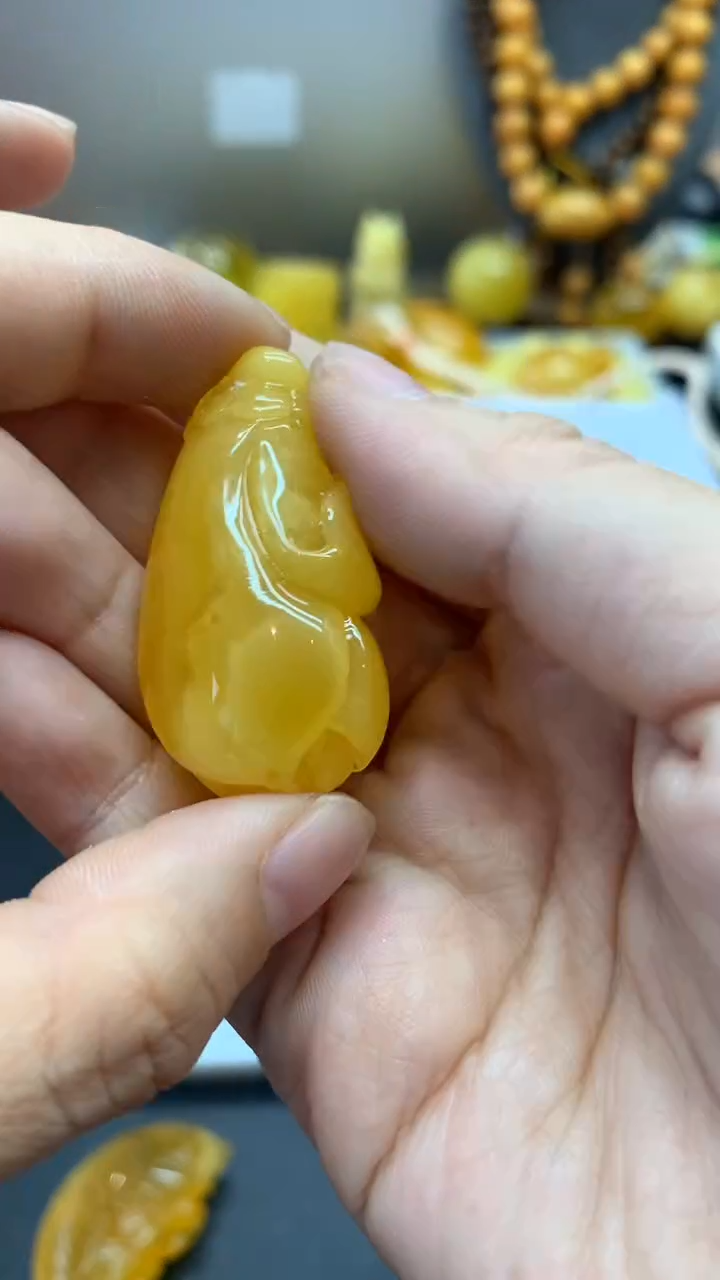 【闪购商品】未镶嵌琥珀珠宝奇石2926