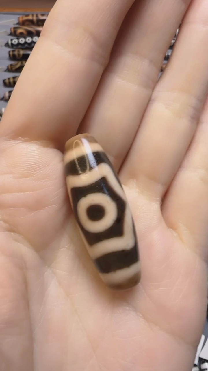 【闪购商品】玛瑙/玉髓珠宝半成品未镶嵌行运3眼