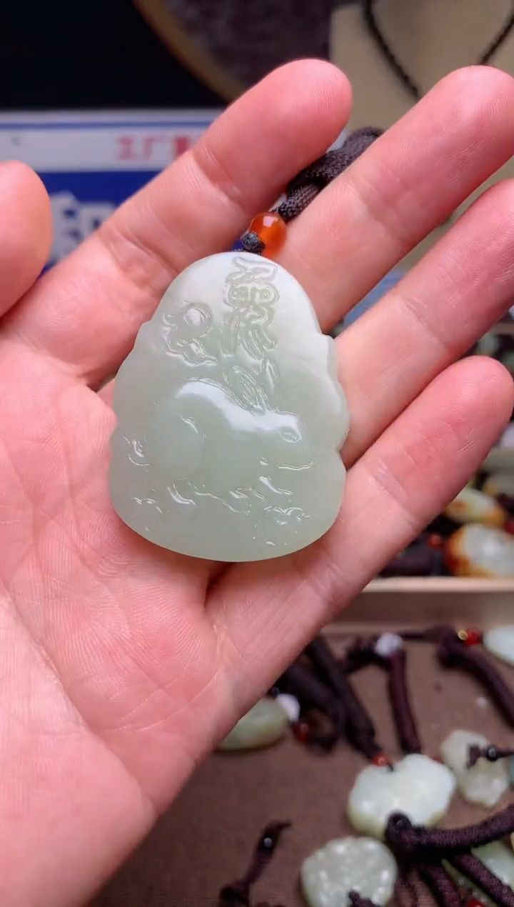 【闪购商品】和田玉颈饰未镶嵌1