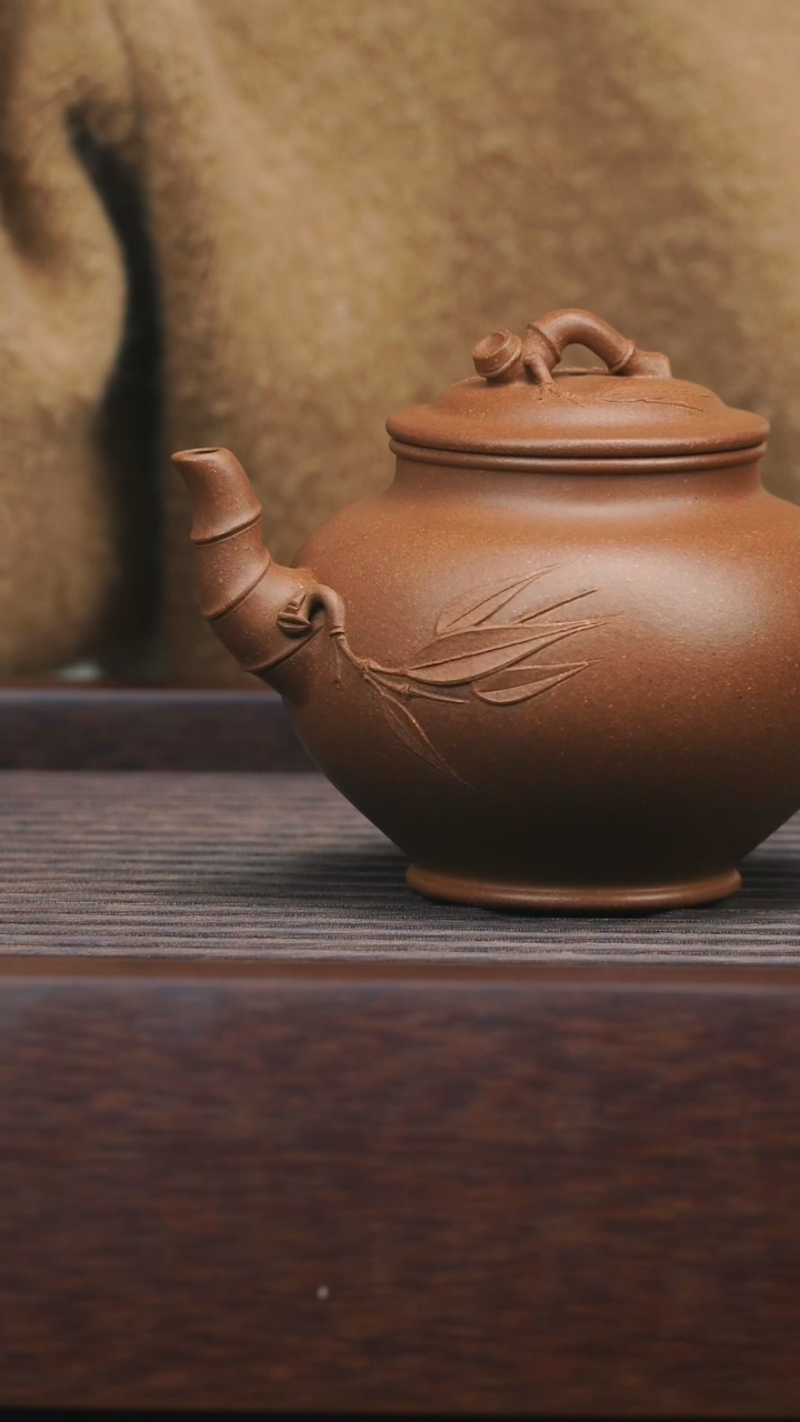 【闪购商品】紫砂茶壶竹节报春段泥