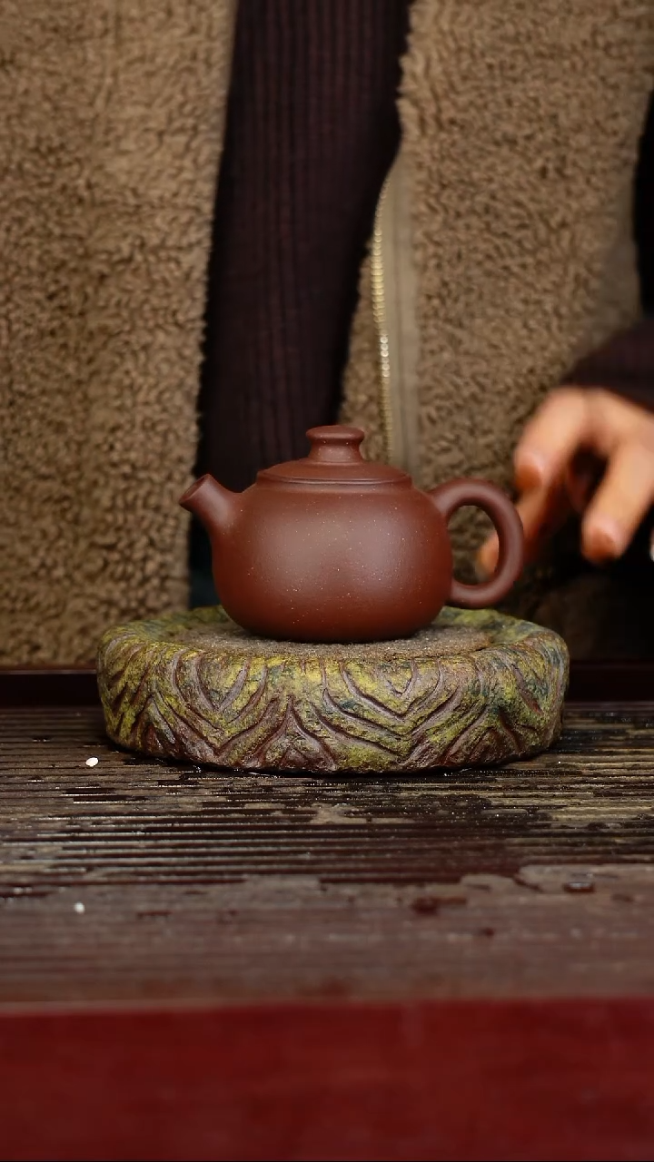 宜兴原矿紫砂壶茶壶宜兴原矿紫砂壶茶壶140C