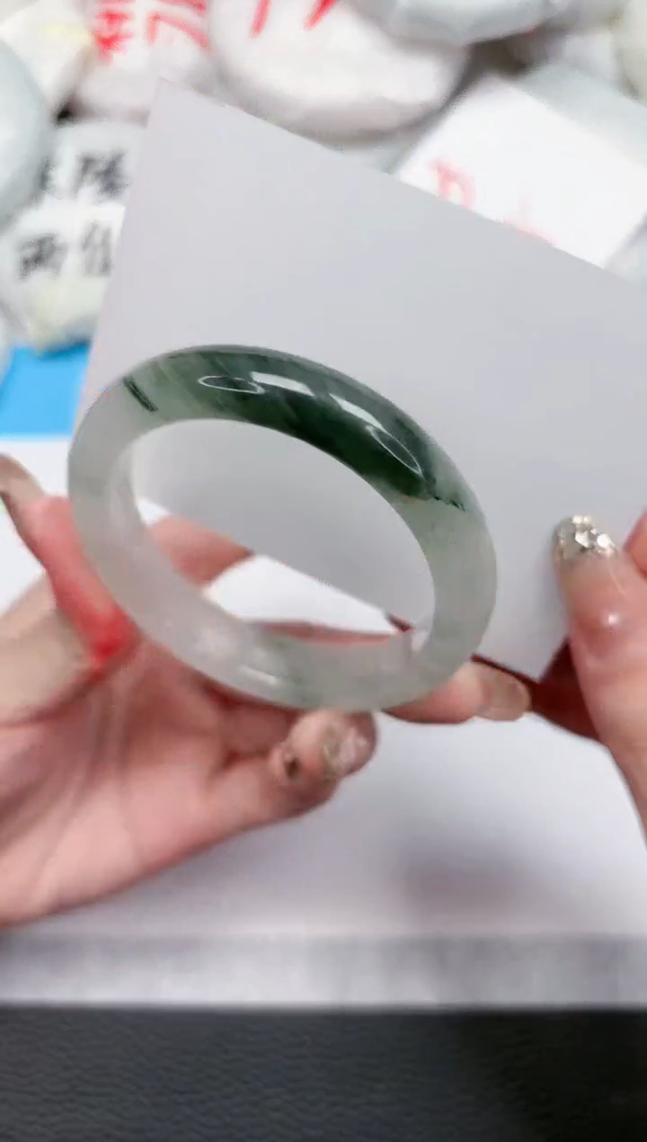 【闪购商品】石英质玉手镯未镶嵌406-52