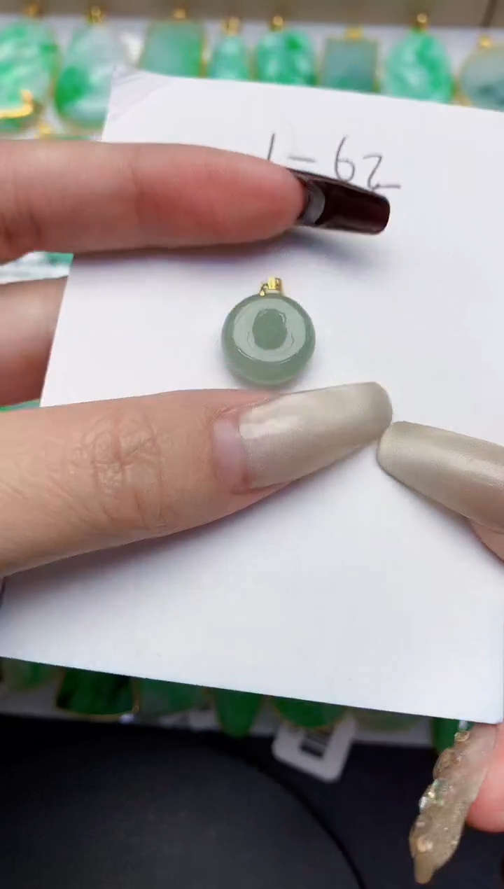 【闪购商品】翡翠颈饰18K金镶嵌00000000000