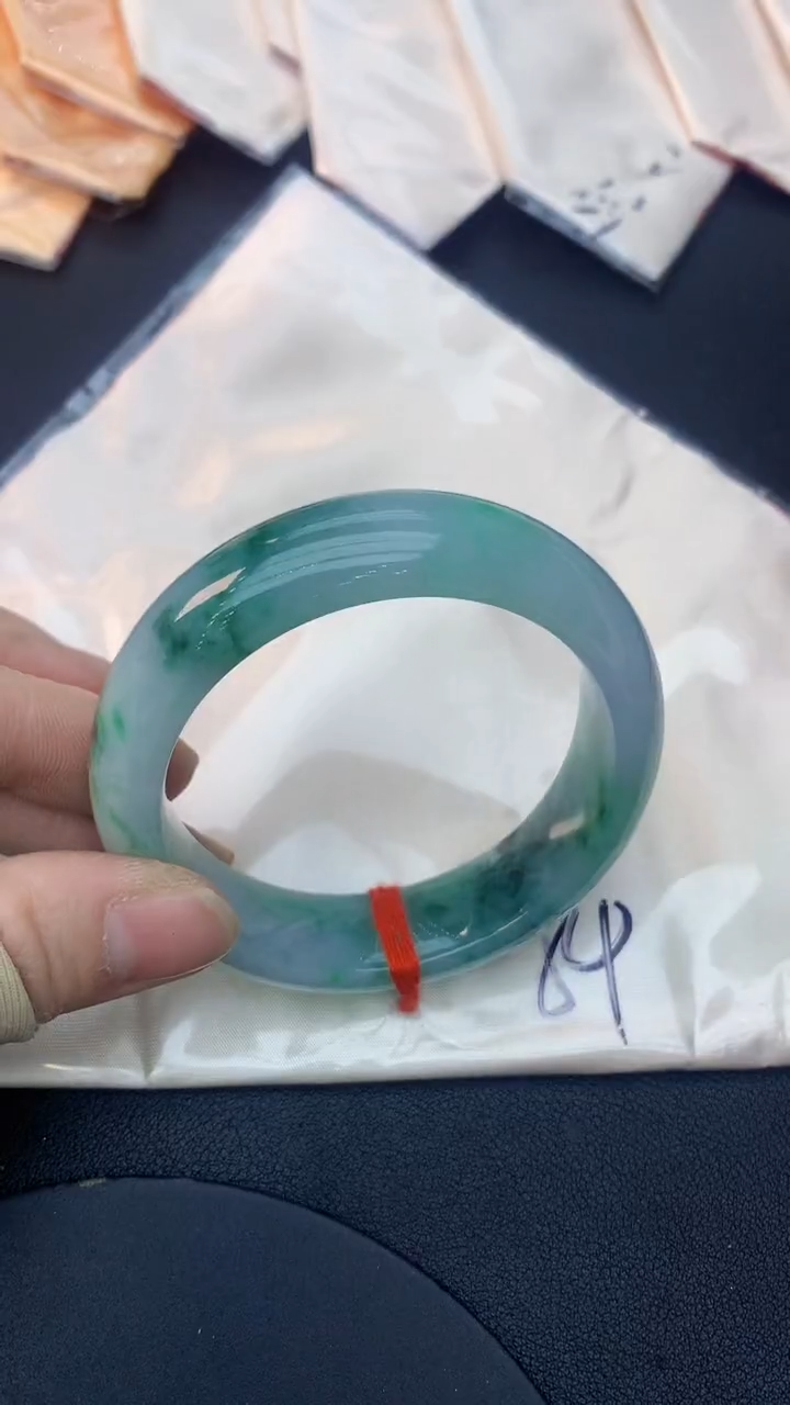 未镶嵌手镯翡翠0081394387