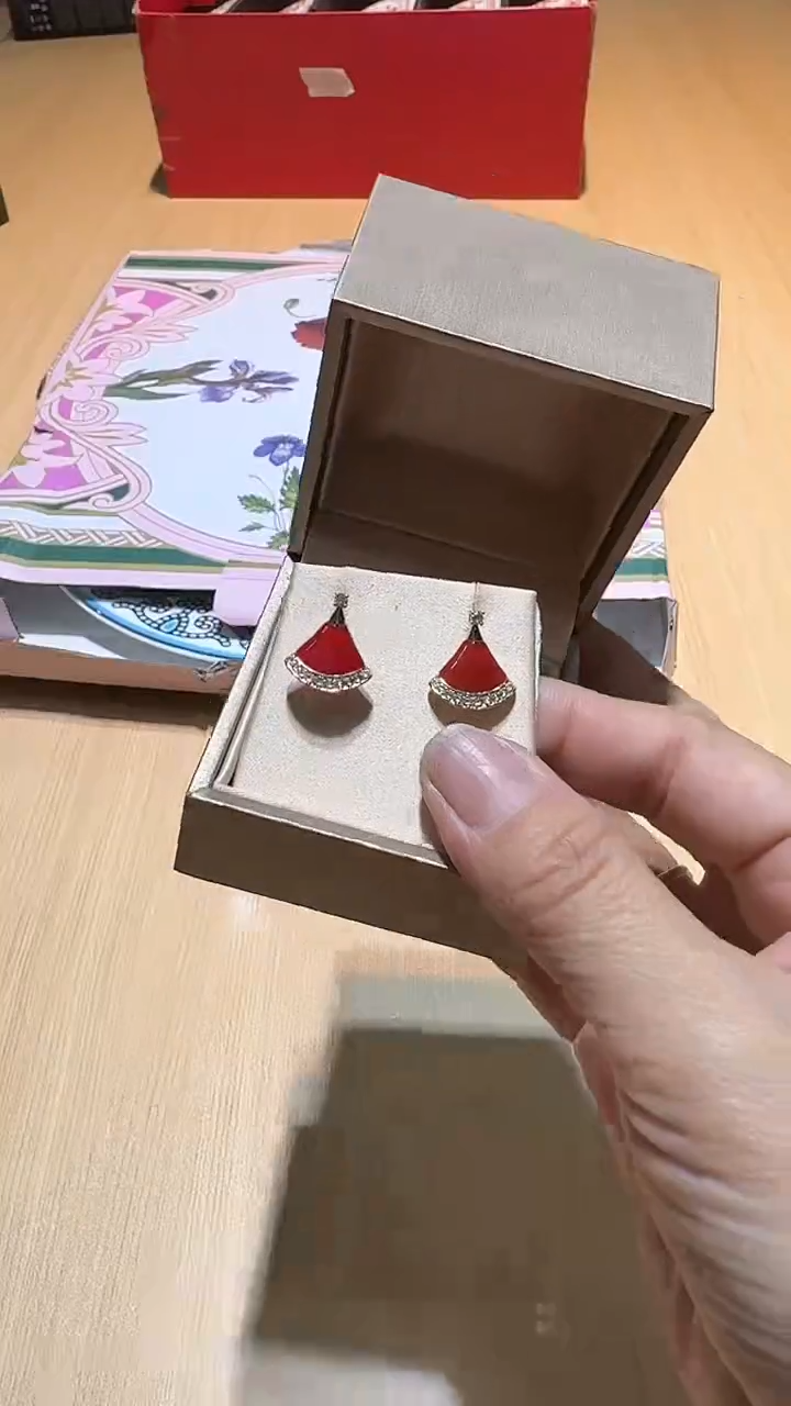 【闪购商品】瓷片锅碗瓢盆一件不剩