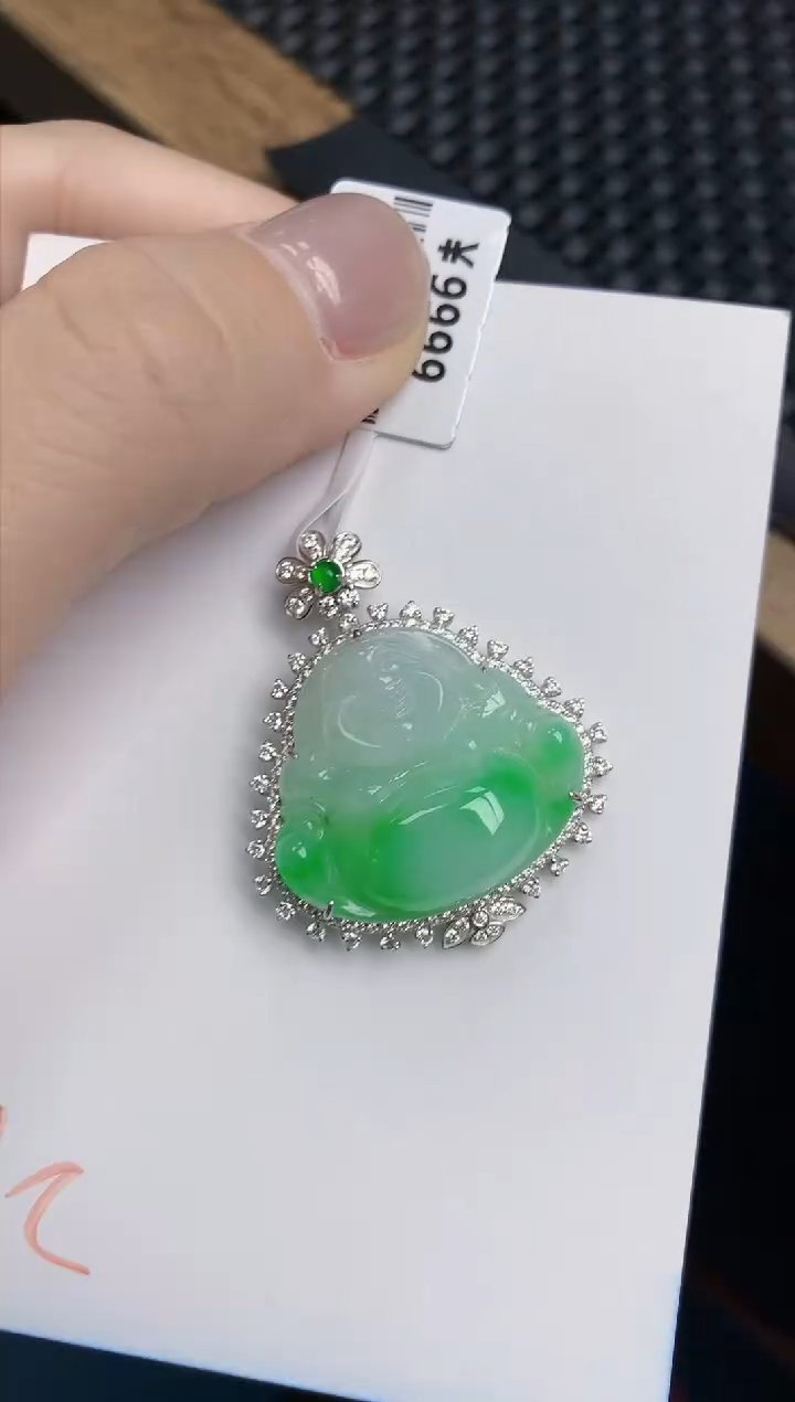 【闪购商品】翡翠挂件18K金镶嵌天然翡翠A货