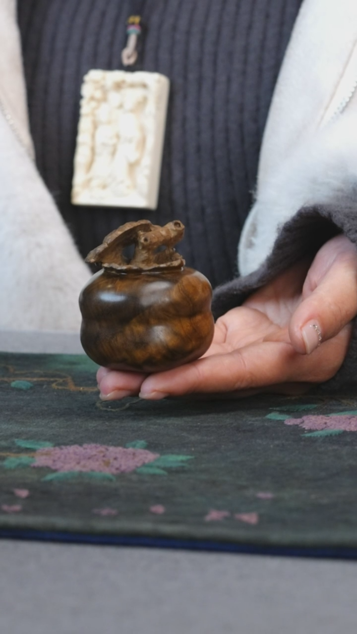 【闪购商品】2号柿柿如意手把件