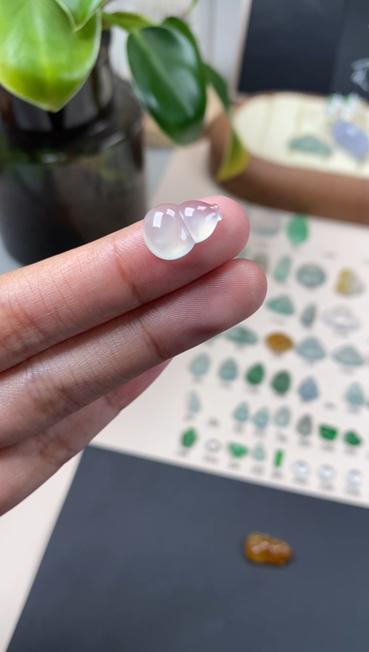 【闪购商品】翡翠颈饰未镶嵌翡翠冰种葫芦