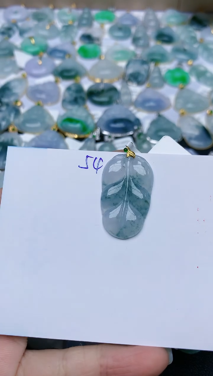 【闪购商品】翡翠颈饰18K金镶嵌天然翡翠A货    54