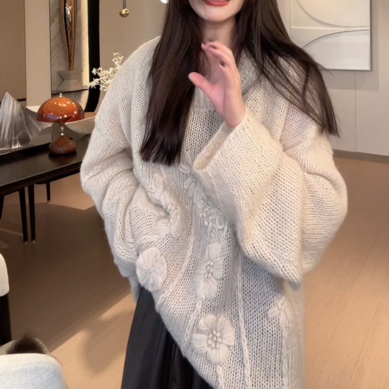 2026新款秋冬时尚翻领百搭镂空手工花设计款套头上衣LK2509193