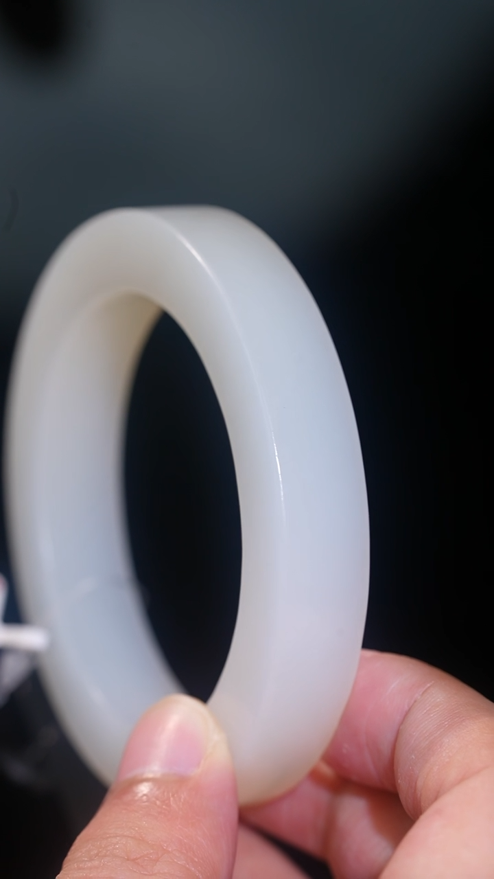 未镶嵌手镯和田玉16多样性发一