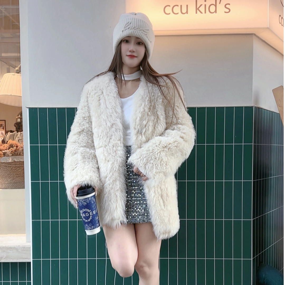 【大Q】【浪漫遐想】冬季V领托斯卡纳皮毛一体女士皮草外套-99Y011