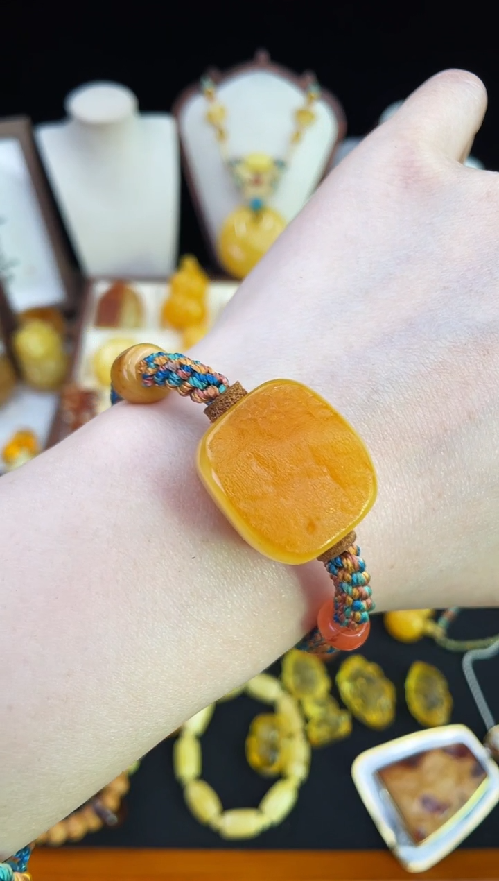 琥珀未镶嵌珠宝奇石柒月