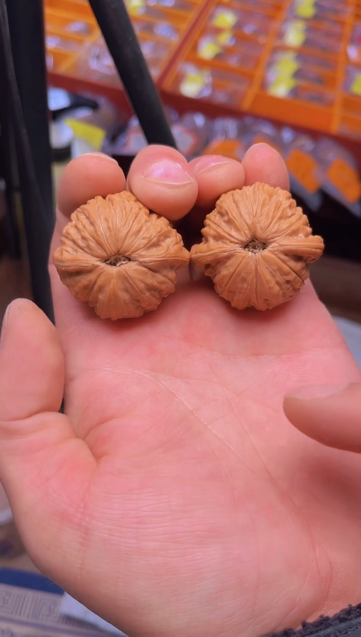 【闪购商品】文玩核桃把件39铁锤
