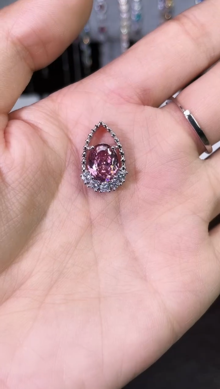 足铂镶嵌合成（培育）红宝石吊坠(赠链)干枯玫瑰吊坠