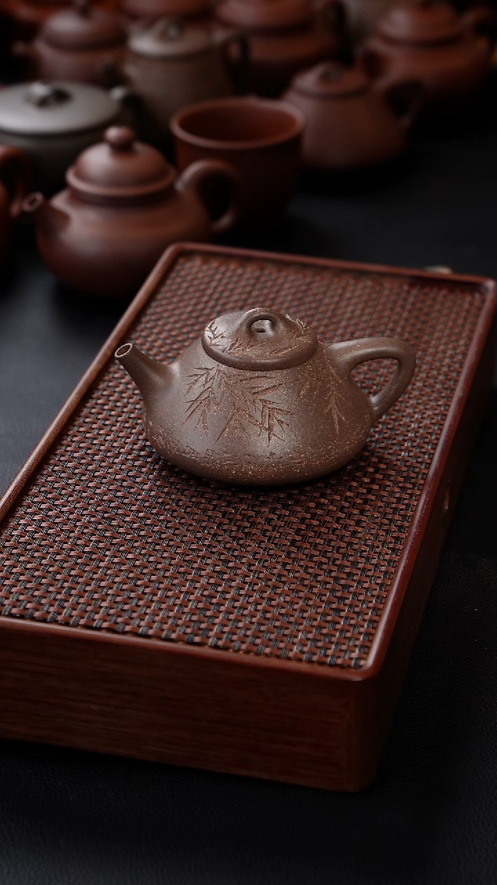 【闪购商品】稀缺料鲨鱼皮子冶石瓢刻绘150cc