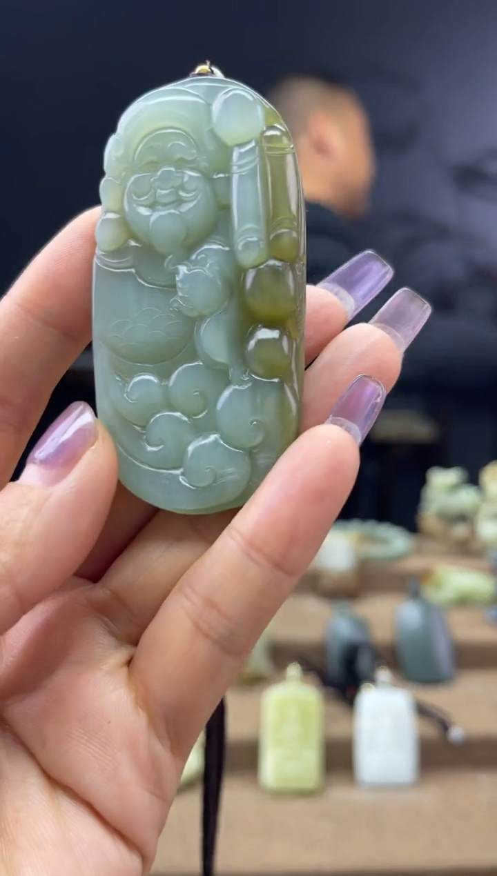 颈饰未镶嵌和田玉1