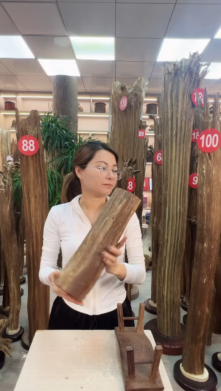 沉香碎屑沉香沉香原料工艺品