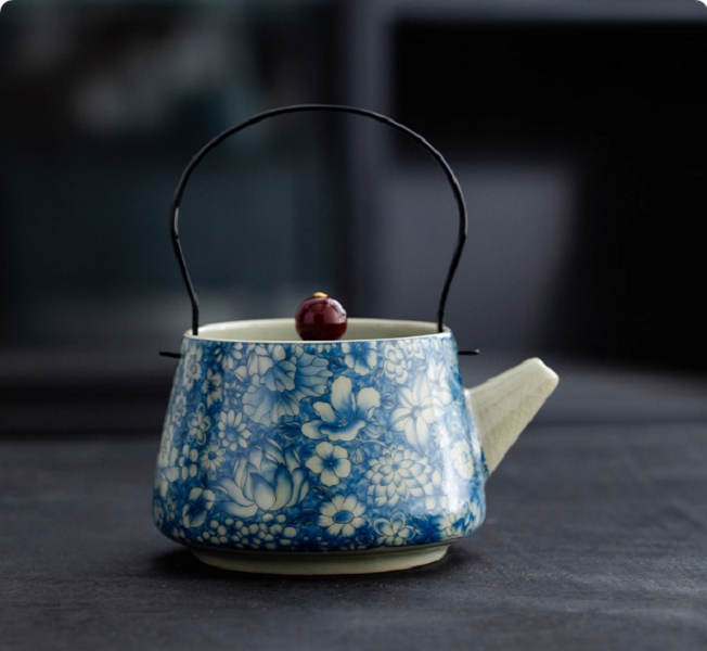 青花汝窑万花提梁壶-4068