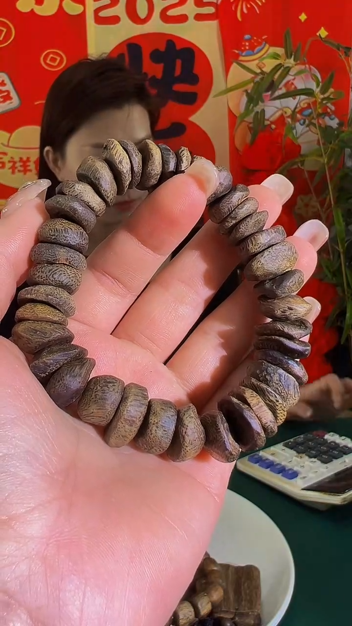 【闪购商品】沉香手串沉水包壳单圈多样发一