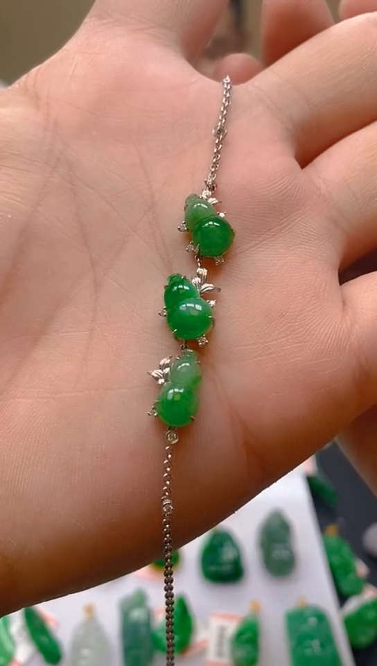 【闪购商品】翡翠颈饰18K金镶嵌新号开播，全场乱卖