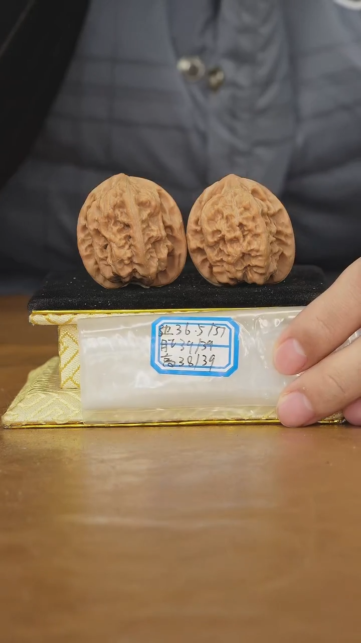 把件文玩核桃马蹄