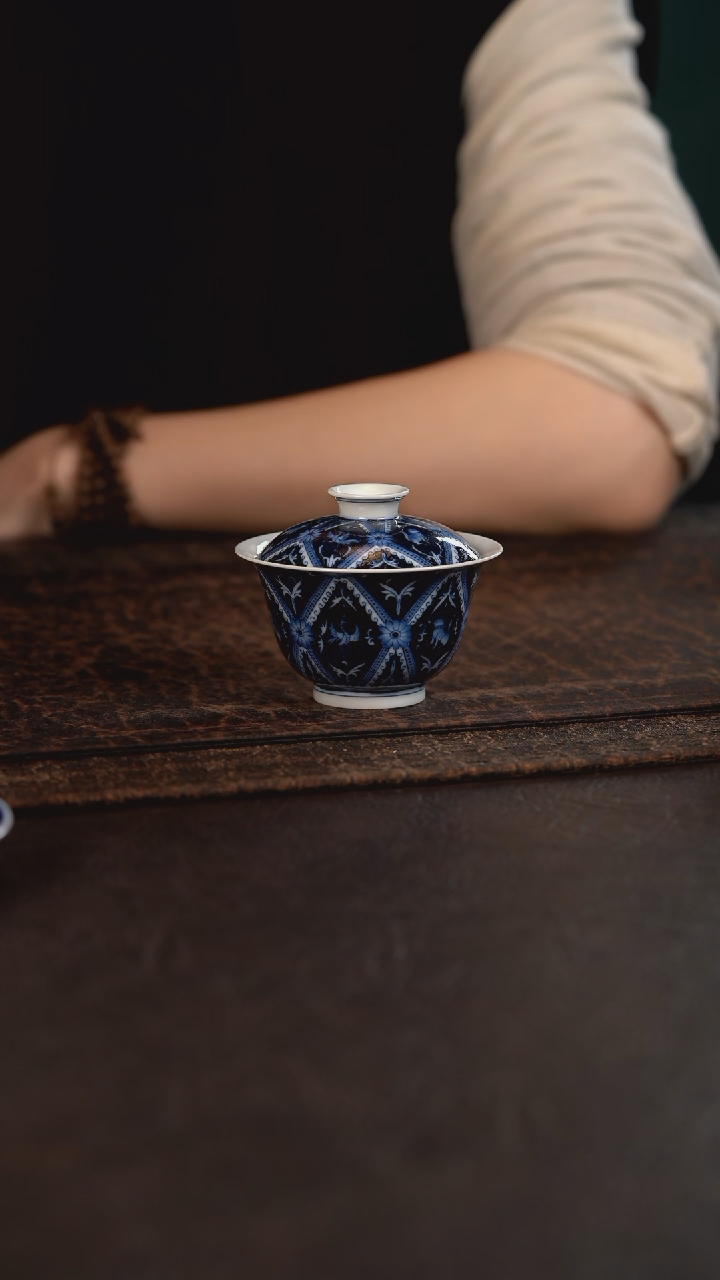 【闪购商品】杯洪印慕明蓝地凤鸟瑞兽小盖碗