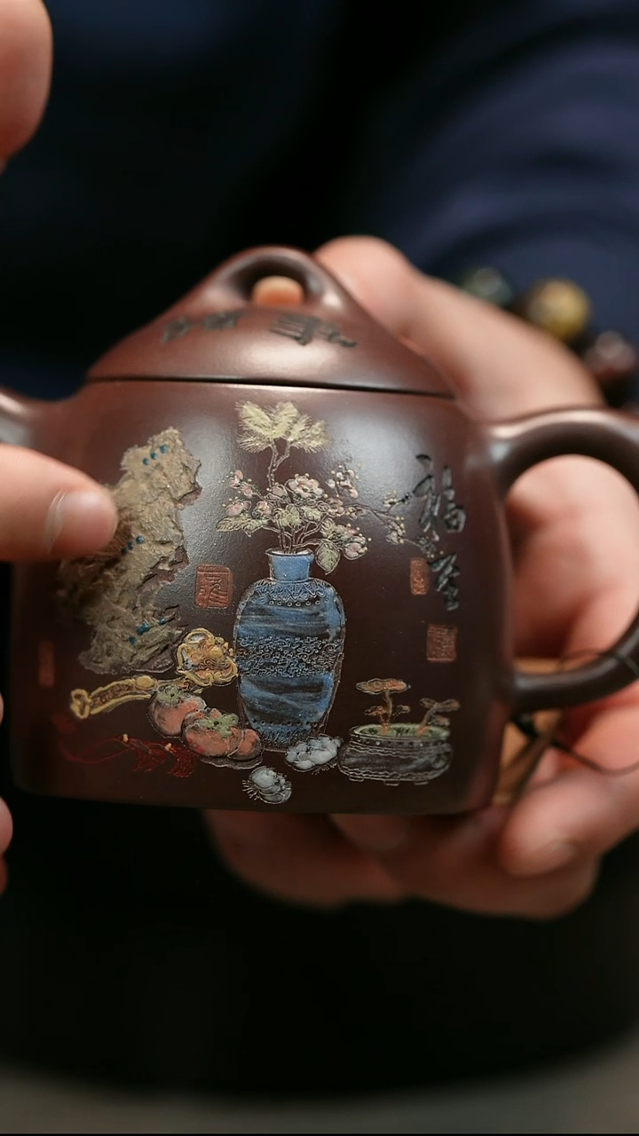 茶壶紫砂R***…H2487李小琴彩刻秦权