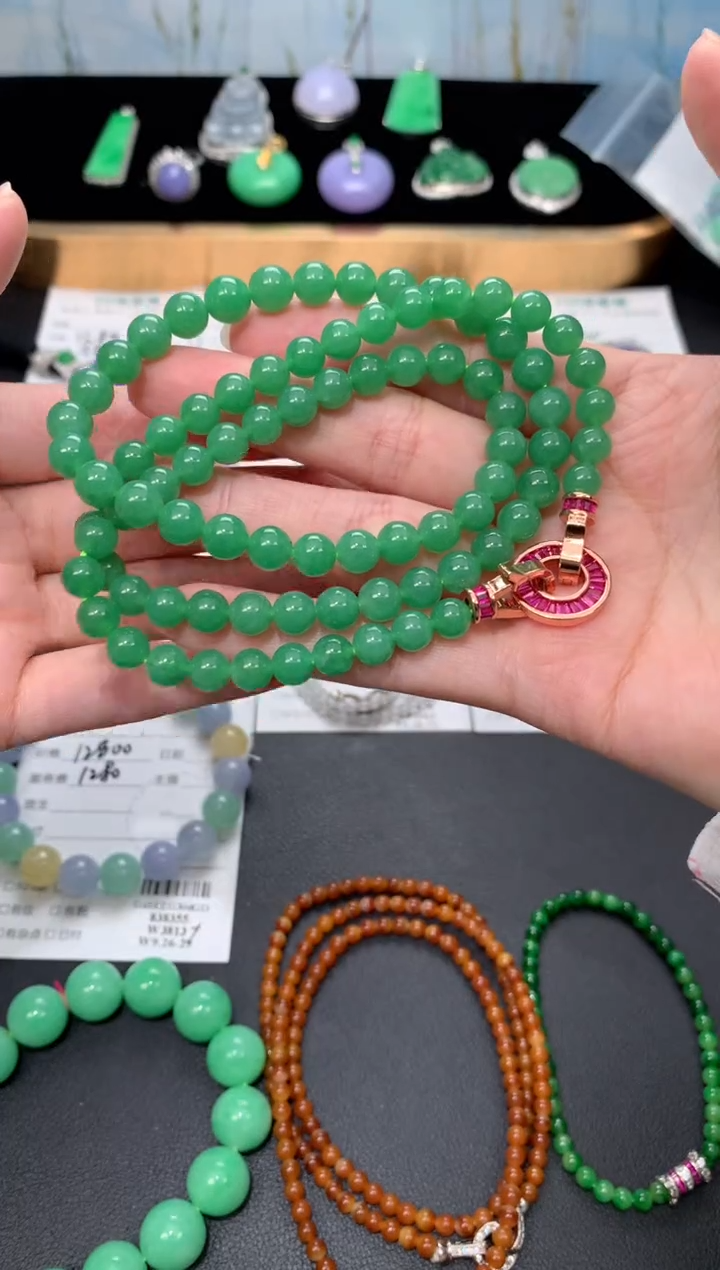 未镶嵌定制翡翠48小时鉴赏期 退货不扣服务费