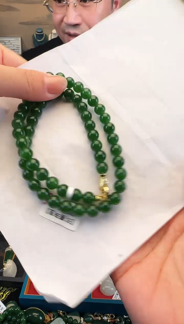 颈饰未镶嵌和田玉卡8妈妈链