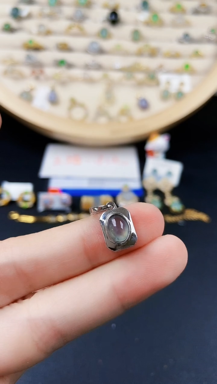 【闪购商品】翡翠银S925镶嵌颈饰456546546