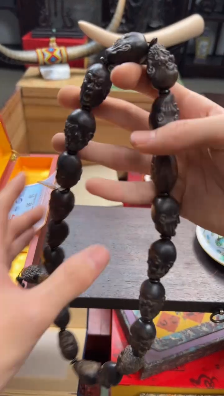 【闪购商品】木—————————18罗汉手持