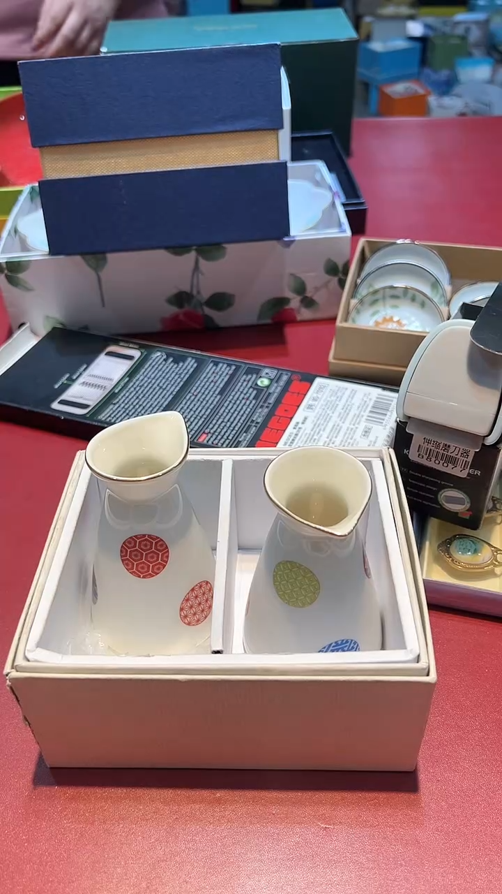 【闪购商品】瓷片锅碗瓢盆一件不剩