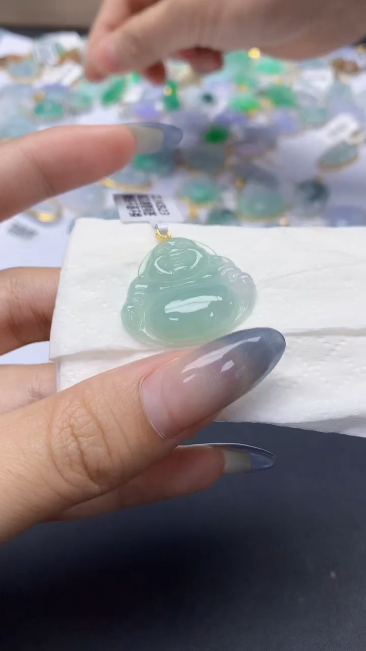翡翠18K金镶嵌颈饰天然a货翡翠
