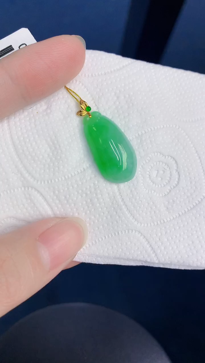 颈饰18K金镶嵌翡翠天然翡翠缅甸A货