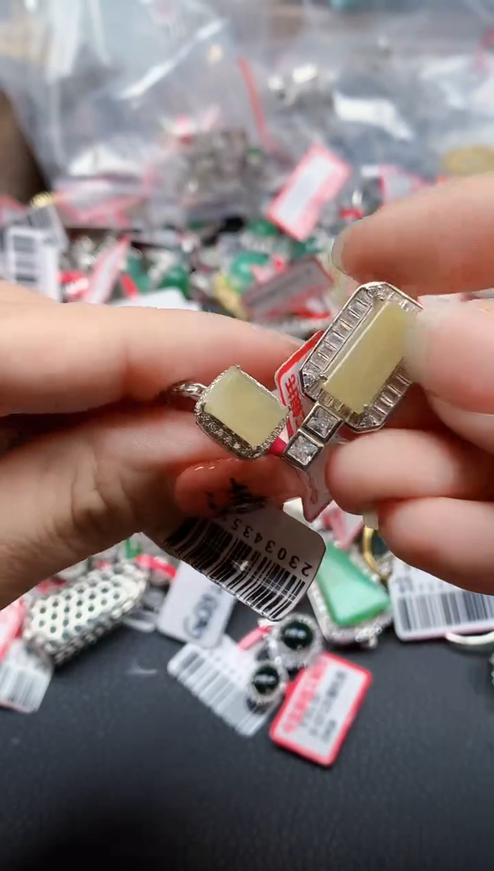 银S925镶嵌戒指翡翠天然A货缅甸翡翠