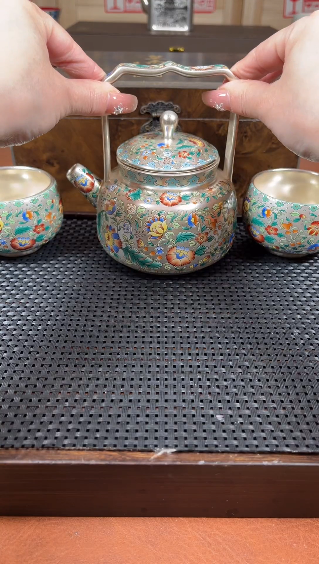 周鸿杰宝相花银壶提梁壶一壶两杯