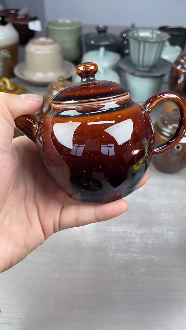 青瓷仓储福利清仓
