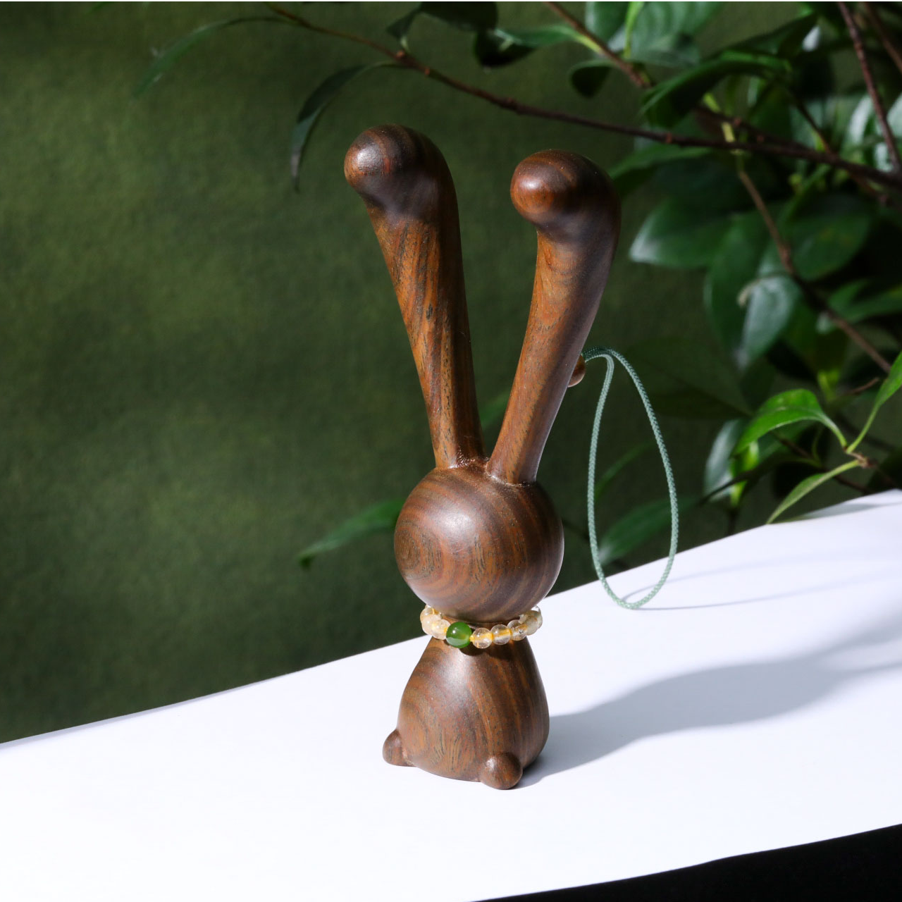 【意婵】《拾闲》精品绿檀按摩小兔挂件金发晶和田玉翡翠-914432