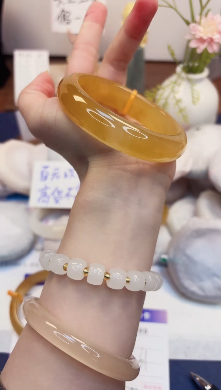 【闪购商品】石英质玉手镯未镶嵌299-财气镯-圈口61