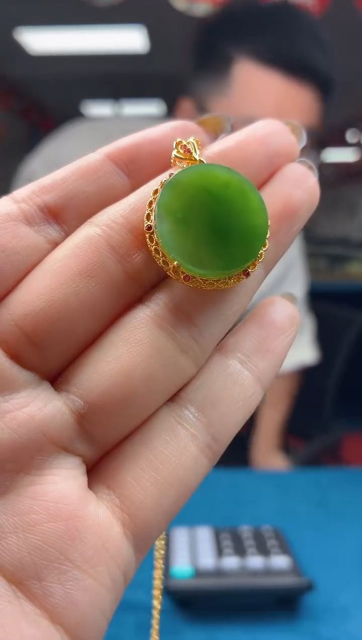 定制和田玉天然和田玉（拍一发一)