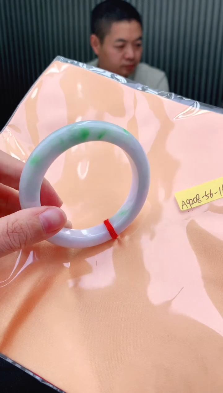 未镶嵌手镯翡翠56