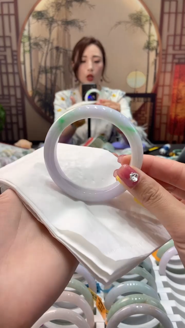 【闪购商品】翡翠手镯未镶嵌00009538