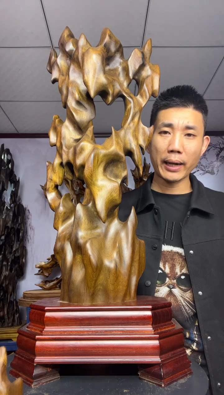 金丝楠木雕款山*青金丝楠木工艺品摆件